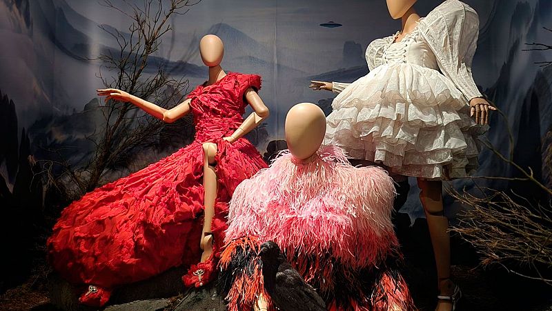 Nostalgia/Utop�a: Llega la esperada exposici�n de Ana Locking, tan peleona y reivindicativa como ella