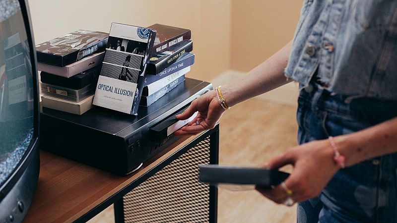 Del VHS al streaming: cómo la evolución de la tecnología nos forma digitalmente