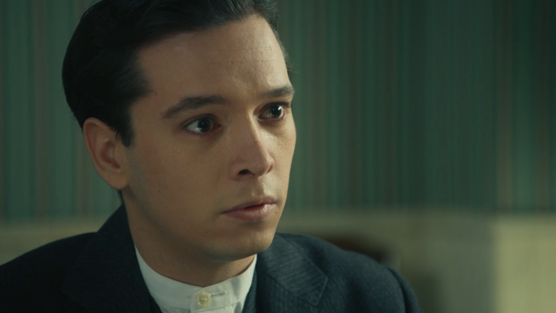 Santos, conmocionado en 'La Promesa' tras la inesperada noticia: su madre ha fallecido