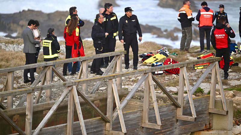 El 112 alertó 24 horas antes del derrumbe de la pasarela de El Bocal: "El que pase se puede caer a las rocas"
