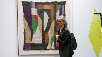 ARCO 2026: Mapas borrados, blanco yoruba o milagritos, los latinoamericanos muestran todo su arte