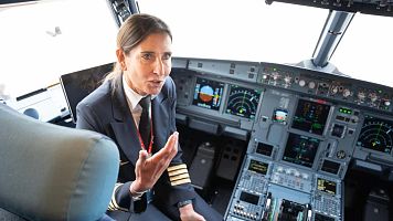 Betty Guasch, piloto de aviones comerciales y jefa de flota de corto y medio radio de Iberia.
