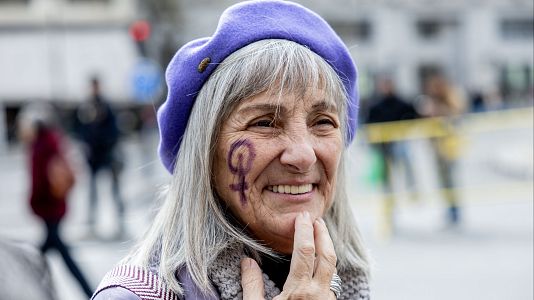 Una participante en la manifestaci�n convocada por el Movimiento Feminista de Madrid este 8M