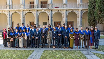 La Reina clausura la III edici�n del M�ster de Reporterismo Internacional de RTVE Instituto y la Universidad de Alcal�
