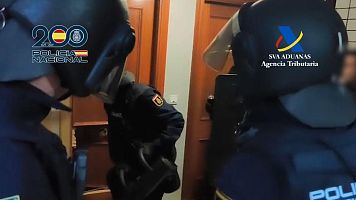 Desarticulada una organizaci�n criminal especializada en la falsificaci�n de documentos para la regularizaci�n de migrantes