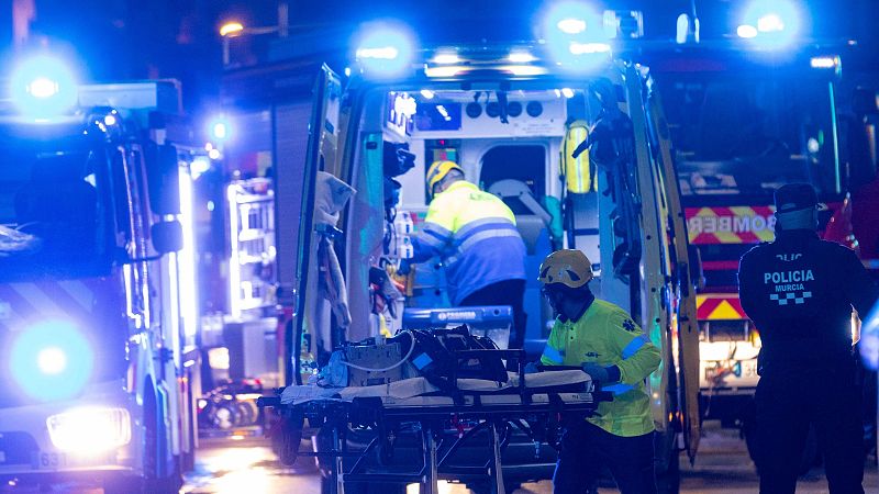 Muere un anciano en el incendio de un ático en el barrio de San Antón de Murcia