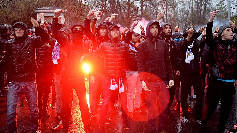 El vigilante herido en San Mamés evoluciona bien y los ultras detenidos quedan en libertad con cargos