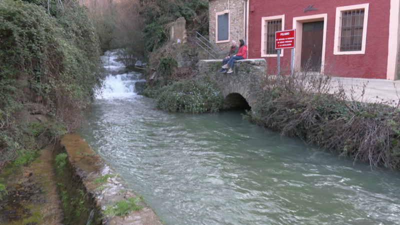El gigante de agua en Europa: el río Queiles brota a 3.500 litros de agua por segundo