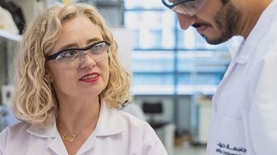 La cient�fica extreme�a Lourdes Vega investiga en Abu Dhabi sobre energ�as limpias