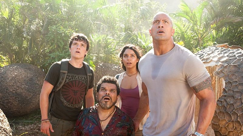 'La Roca' se reengancha al género de aventuras y no defrauda en 'Viaje al centro de la Tierra 2'