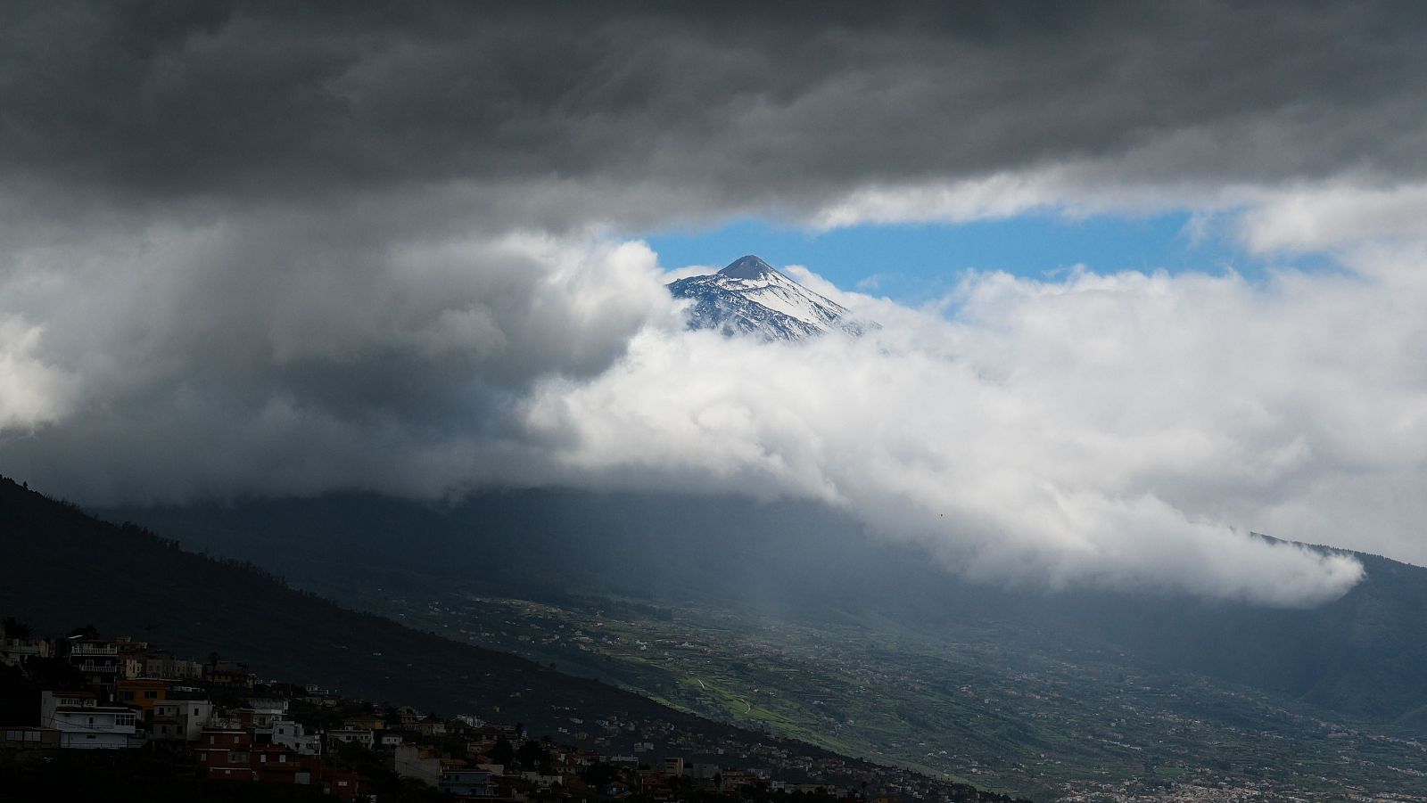 El tiempo hoy 19 de marzo: fuertes vientos, lluvias y oleaje en Canarias - El tiempo | Ver