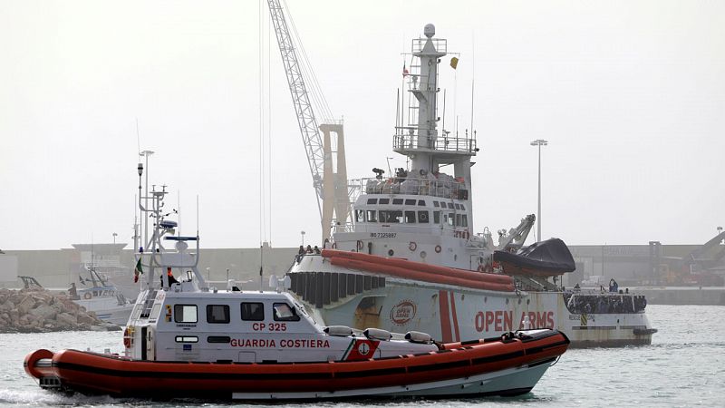 Italia inmoviliza el barco de Open Arms y acusa a la organización de promover la inmigración ilegal