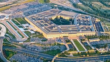 El Pent�gono, visto desde el aire, despu�s de despegar del aeropuerto Reagan