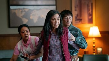 'Todo a la vez en todas partes'