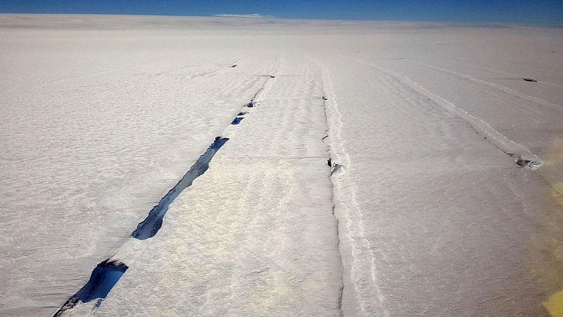 Un glaciar antártico del tamaño de Francia se derrite más rápido de lo previsto y amenaza con elevar el nivel del mar