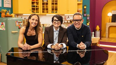 Àngel Llàcer i Laura Andrés sorprenen Sílvia Abril, a 'I ara què?'