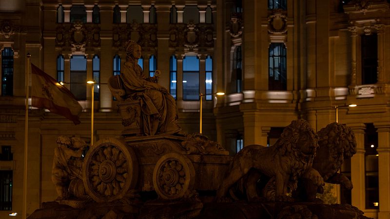 Las imágenes de la Hora del Planeta 2026: los monumentos del mundo se apagan contra el cambio climático