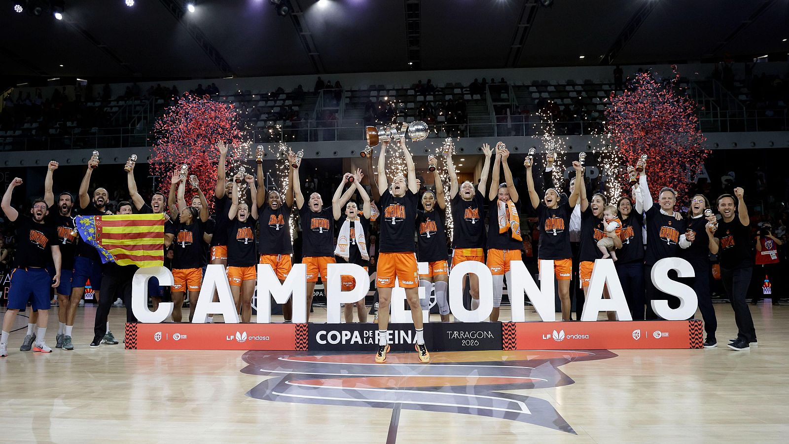 Resumen final Copa de la Reina: Valencia Basket - CB Jairis - Baloncesto en RTVE | Ver