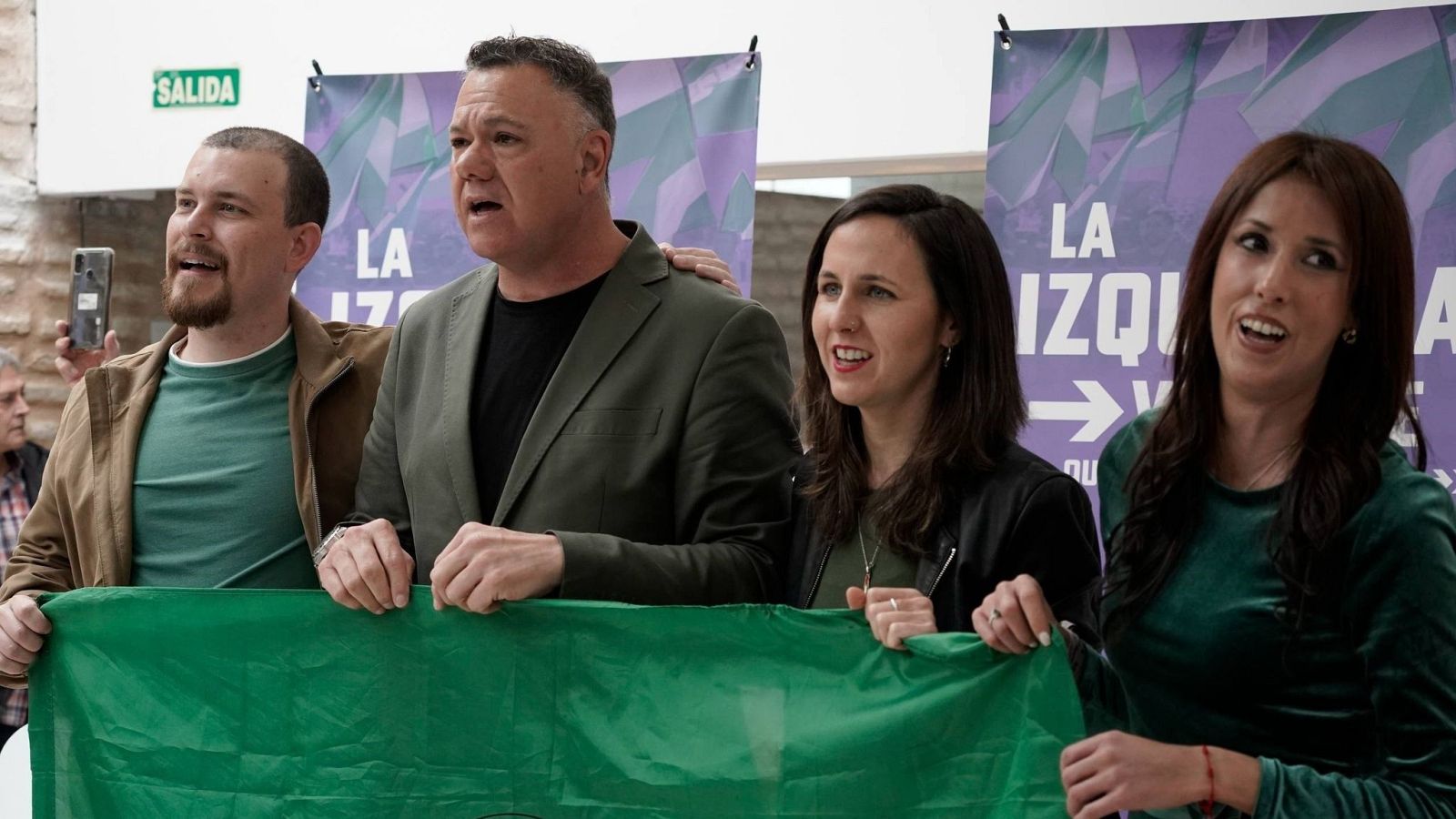 Podemos tiende la mano a IU en Andalucía para confluir juntos en las elecciones