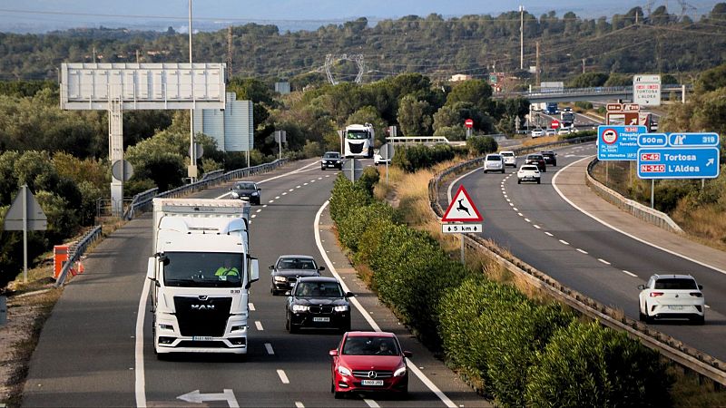 Els accidents mortals a les carreteres cauen un 45% en el primer trimestre de l'any