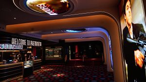 Els cinemes Phenomena de Barcelona despr�s de la renovaci�