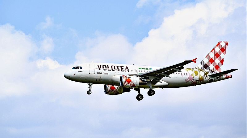 Volotea anuncia la cancelación de vuelos hasta la última semana de abril por la guerra y el alza del combustible