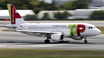 Un avi�n de la aerol�nea TAP (Transportes A�reos Portugueses)