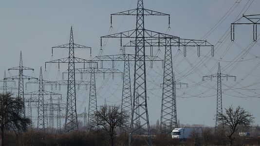 Ministros de la UE piden un impuesto especial a las energ�ticas
