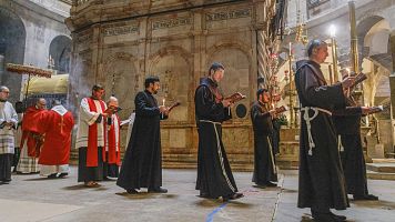 El patriarca latino de Jerusal�n celebra el Domingo de Pascua a puerta cerrada en la Bas�lica del Santo Sepulcro