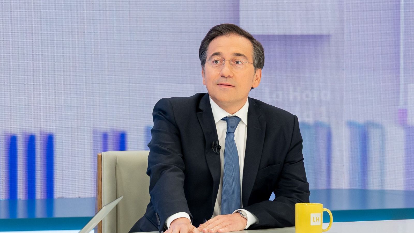 Albares no ve en estos momentos una "posibilidad real" de mediación para detener la guerra en Irán - La hora de La 1 | Ver