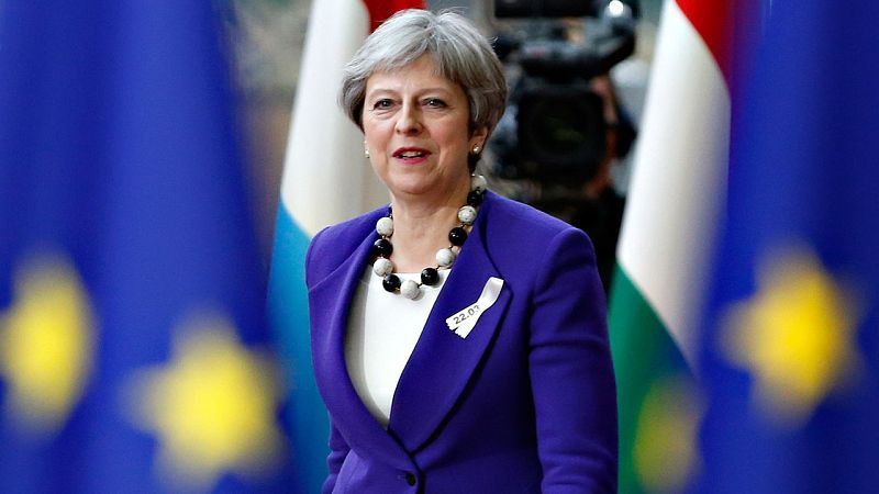May advierte a sus socios europeos de que "la amenaza de Rusia no respeta fronteras"
