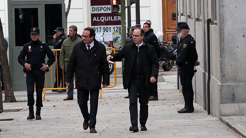 El juez procesa a 13 investigados por rebelión, incluidos Puigdemont, Turull, Junqueras y Rovira