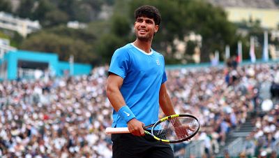 Carlos Alcaraz arrolla a Alexander Bublik para lograr el pase a semifinales del Masters 1000 de Montecarlo