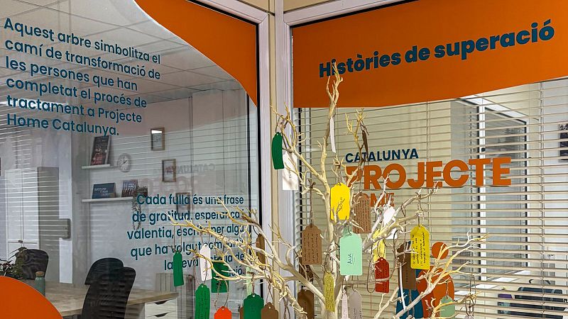 Projecte Home Catalunya celebra 30 anys ajudant m�s de 35.000 persones a sortir d?una addicci�