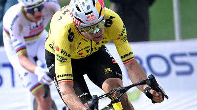 Wout Van Aert, el eterno perseguidor que al fin culmin� su caza m�s anhelada en los adoquines de Roubaix