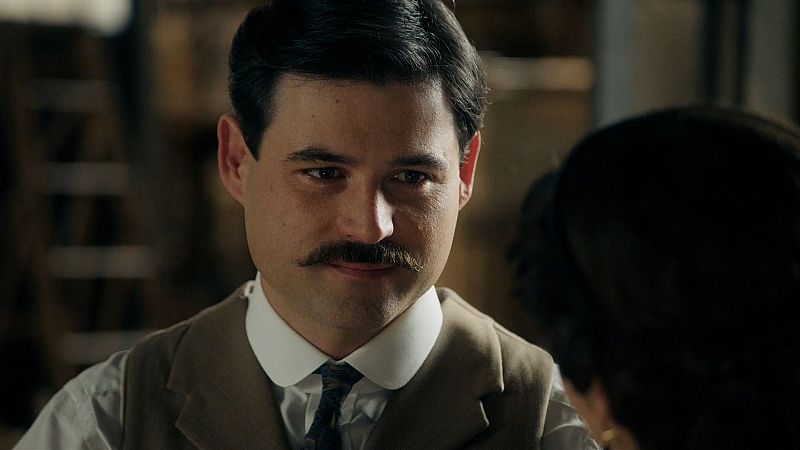 El tonteo de Manuel con Julieta en La Promesa: "Mi primo es un imbécil"