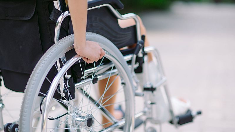 El s�ndrome supone un deterioro cognitivo y un retraso en el desarrollo psicomotor