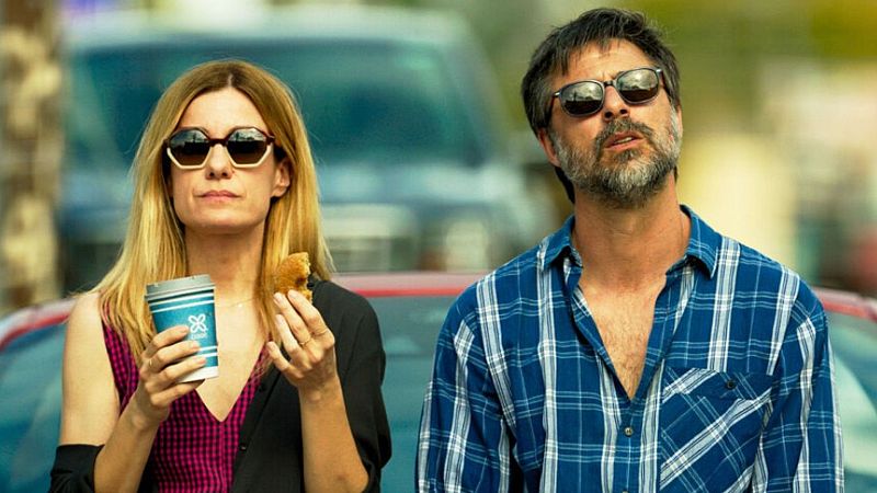 �Perdonar�as a tu pareja si te es infiel con tu gran �dolo?: esa y otras reflexiones en 'Buscando a Coque'