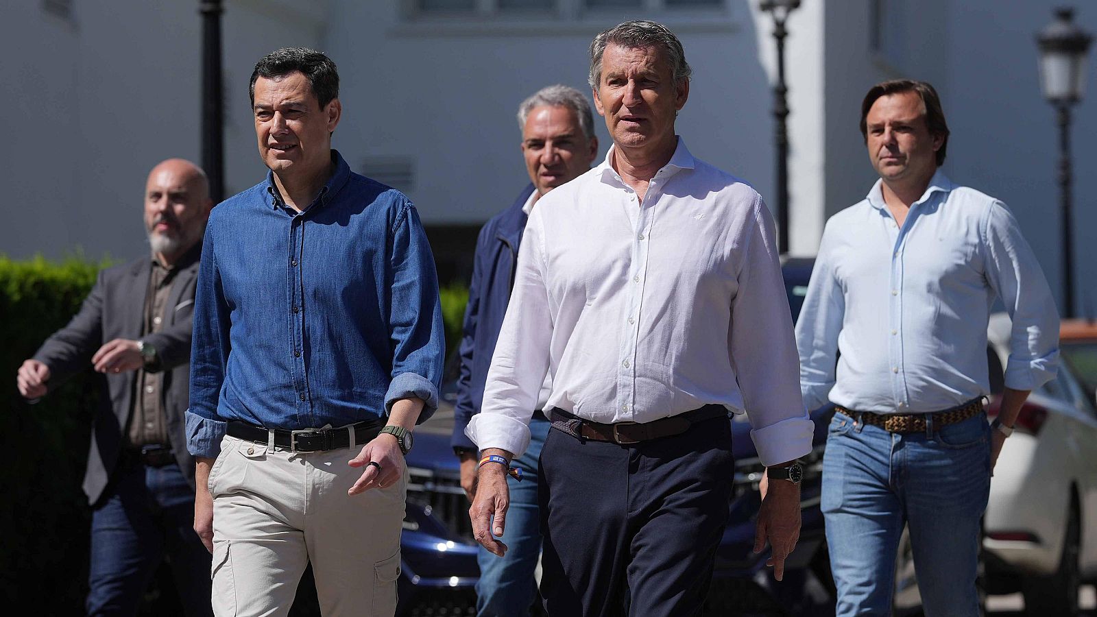 Feijóo arropa a Moreno en la precampaña andaluza | Ver