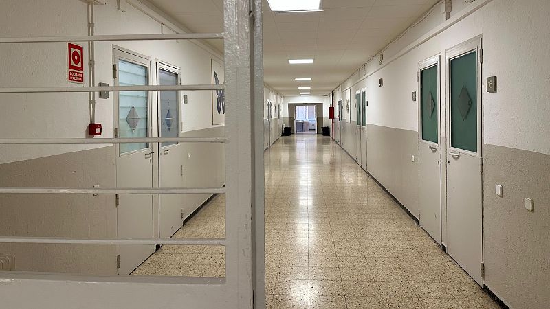 Cultura entre reixes: teatre, llibres i segones oportunitats a la presó de dones de Wad-Ras