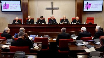 La Conferencia Episcopal estudia una norma para sancionar a obispos que cometan abusos