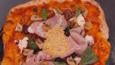 Receta de pizza de queso y champi�ones de Inma en MasterChef 14