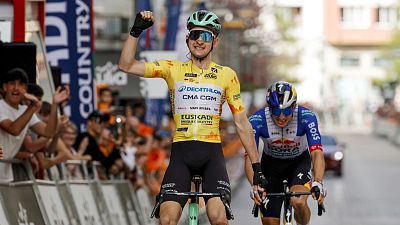 Flecha Valona 2026: Hora y d�nde ver hoy gratis en TV, perfil, recorrido y favoritos