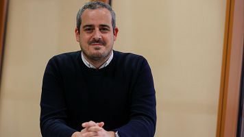 El exalcalde de Esparreguera y jefe de gabinete de Illa, investigado en una causa judicial sobre contratos municipales