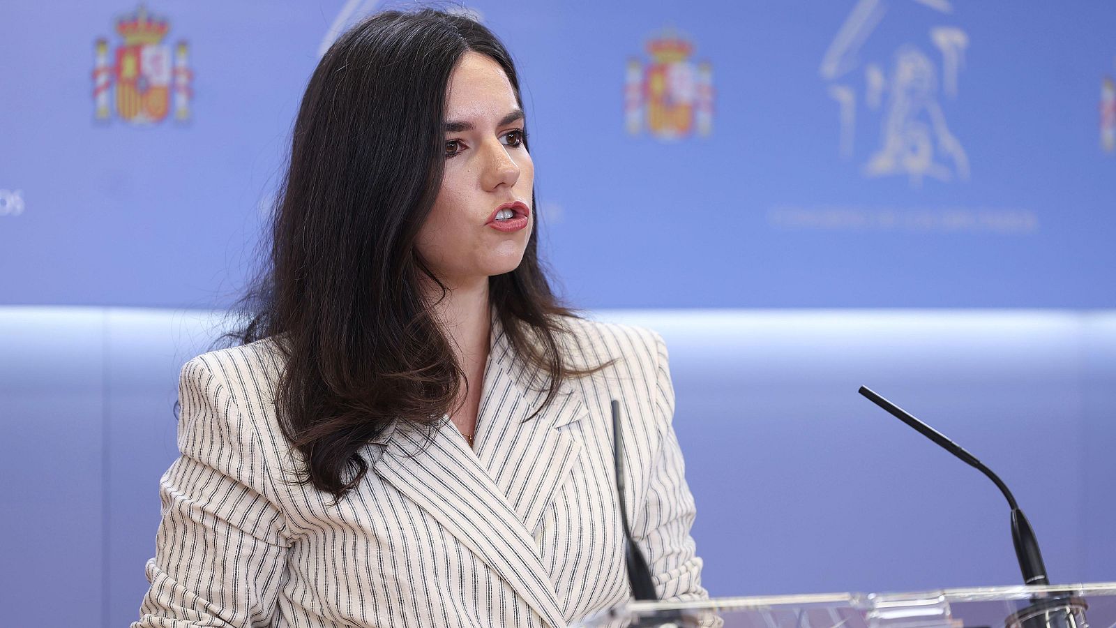 El PP ha matizado este martes el concepto de "prioridad nacional" en el acuerdo con Vox en Extremadura y su vínculo al "arraigo real, duradero y verificable" como principio de acceso a las ayudas sociales.