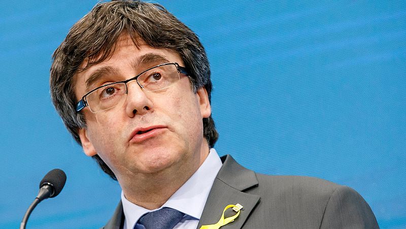 El pleno para defender la investidura de Puigdemont en el Parlament se celebrará el miércoles