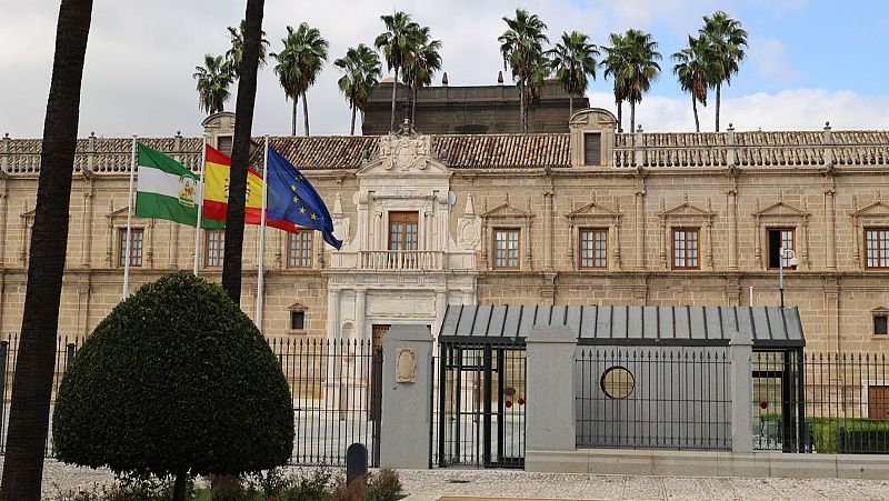 RTVE emitirá el 4 de mayo el primer debate de las elecciones andaluzas