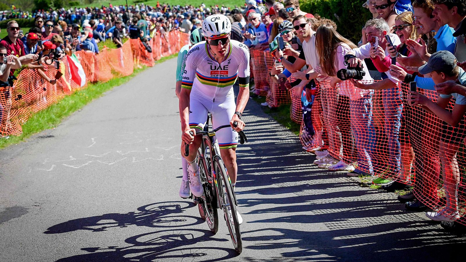 Nueva exhibbición de Pogacar en la Lieja-Bastoña-Lieja - Ciclismo | Ver