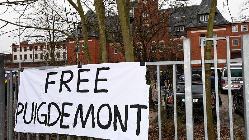 La clave para extraditar a Puigdemont por alta traición: si Alemania considera que hubo violencia o no