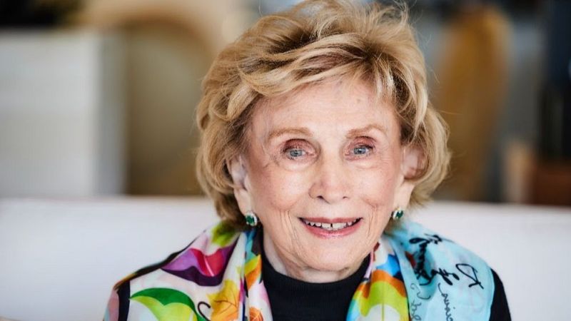 Muere a los 98 años Edith Eger, voz clave de la memoria del Holocausto y autora de 'La bailarina de Auschwitz'
